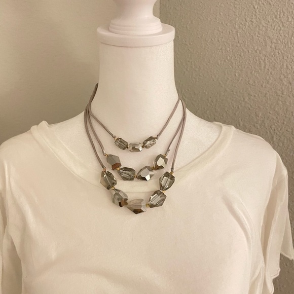 Elegant Grey Multi-Strand Necklace with Gold Accents NWT - Picture 2 of 2